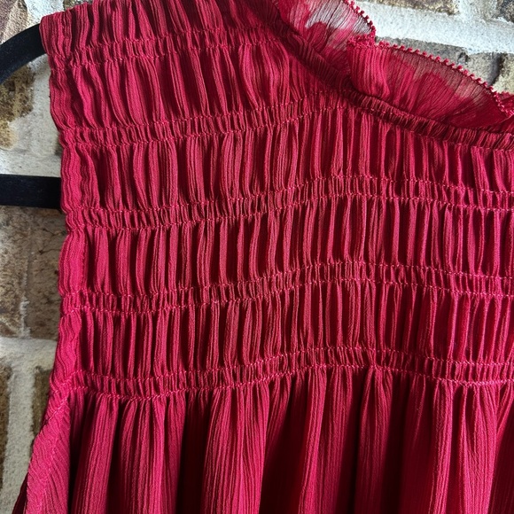 Banana Republic Sleeveless Burgundy Blouse - Picture 7 of 8